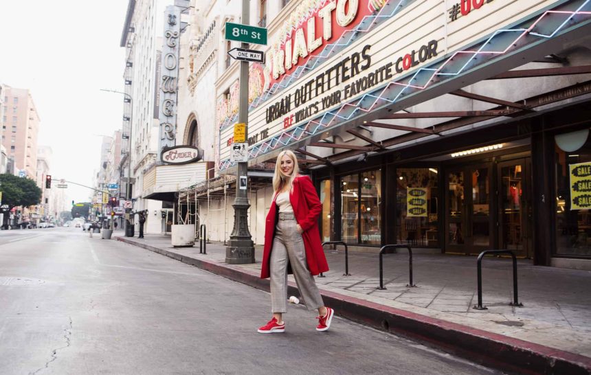 THE BEST “POP OF RED” TO ADD TO YOUR WARDROBE