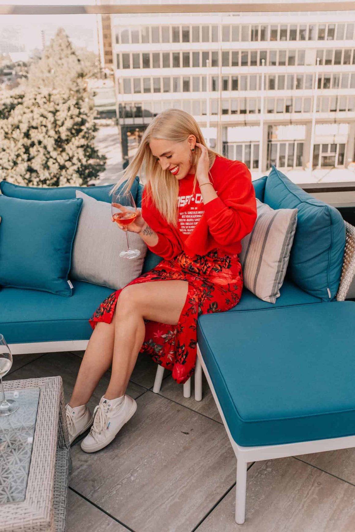 5 CLOSET STAPLES YOU NEED THIS SPRING