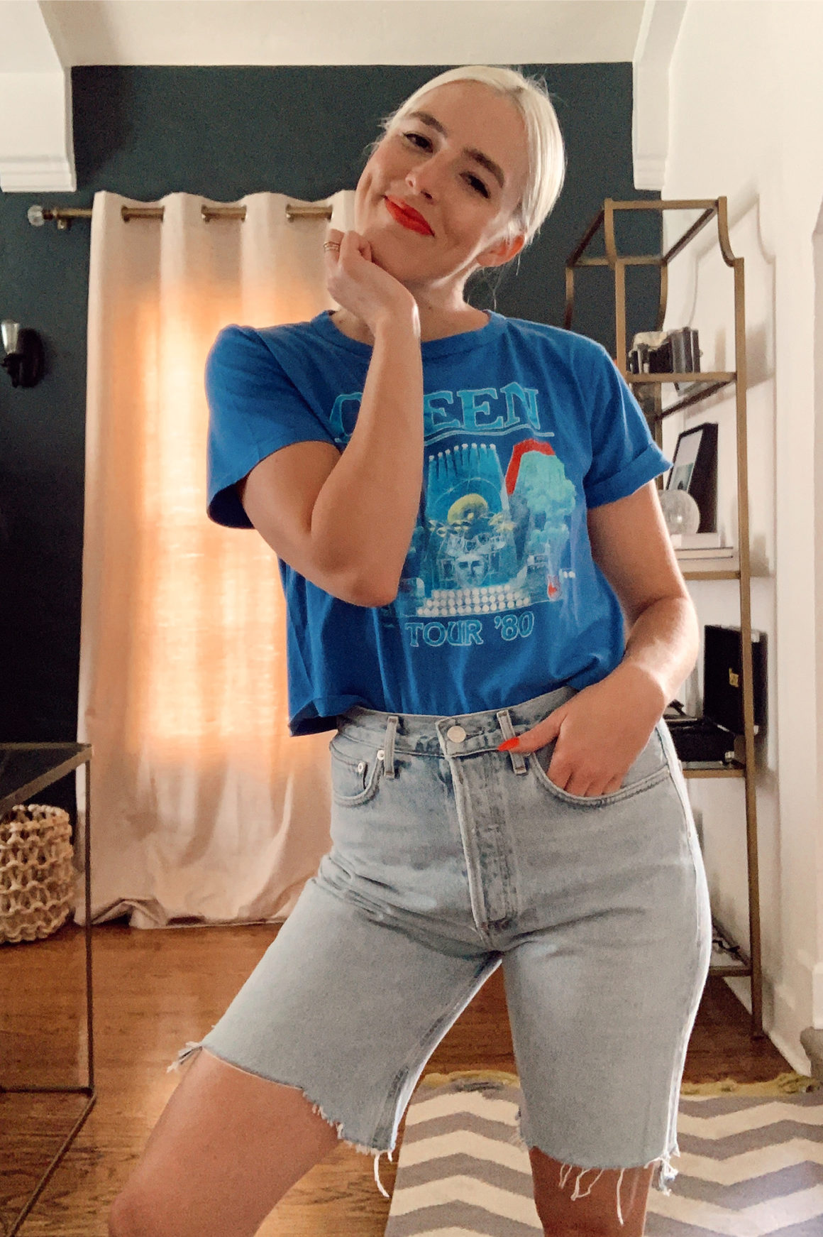 OUTFIT VIDEO: 5 WAYS TO WEAR 90’S CUT OFF SHORTS